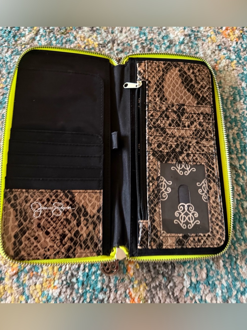 Jessica Simpson Multi Wallet - Picture 3 of 12